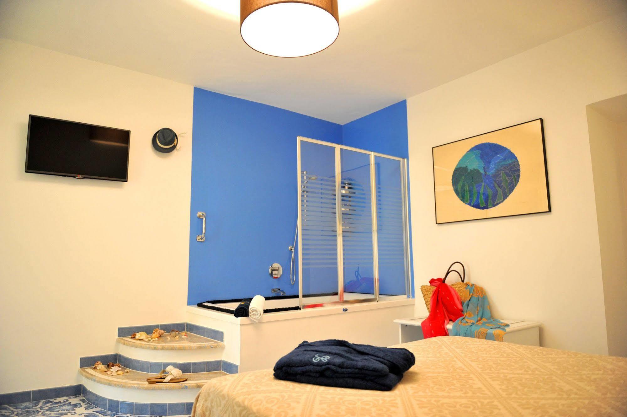 Il Leone Di Mare 3*